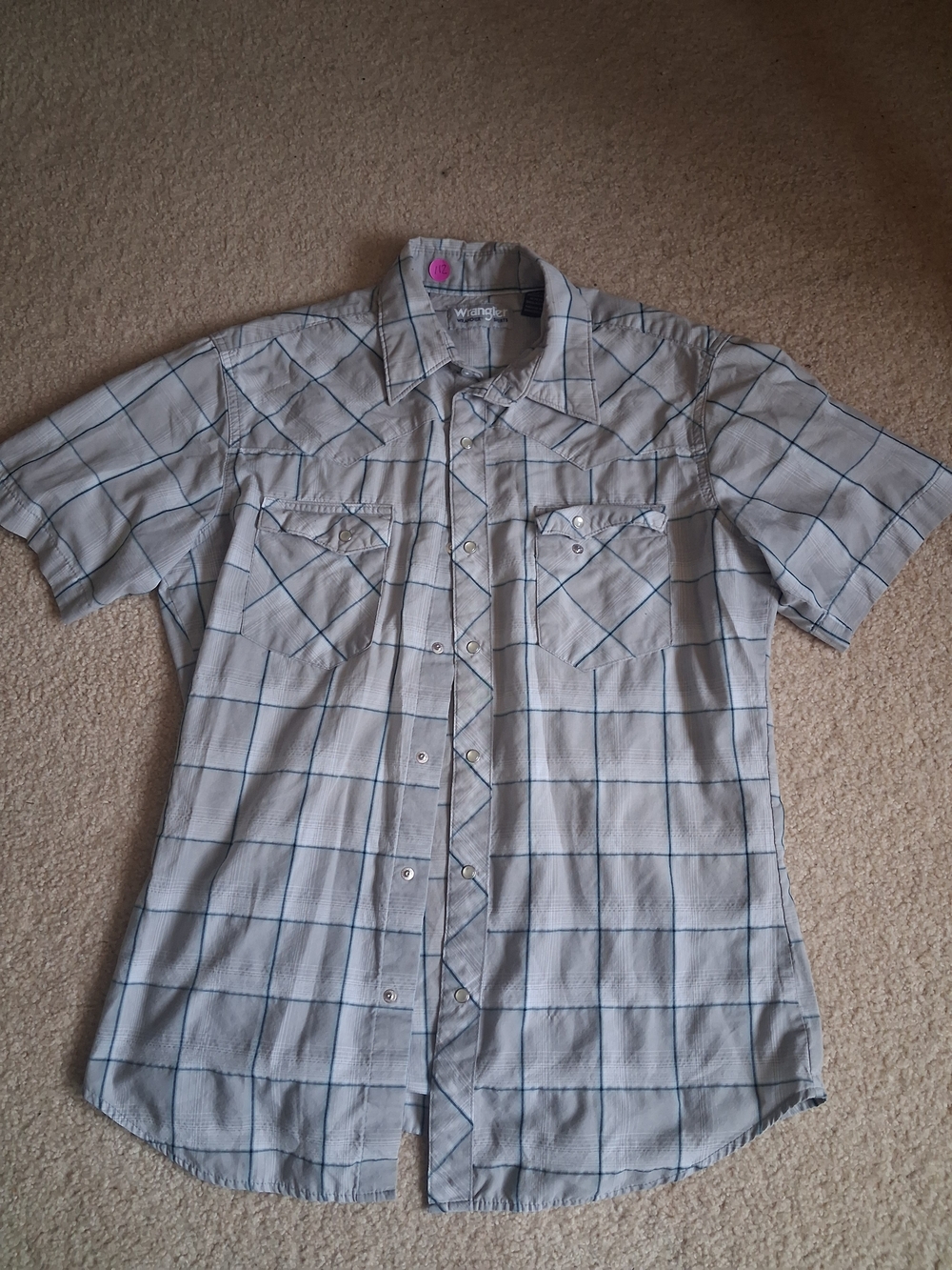 Wrangler Short Sleeve Plaid Button-Down Shirt - Light Gray & Blue